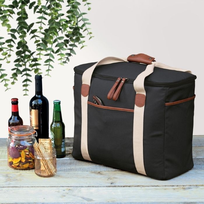 hamptons-cooler-bag--the-catalogue-black-client-staff-gift